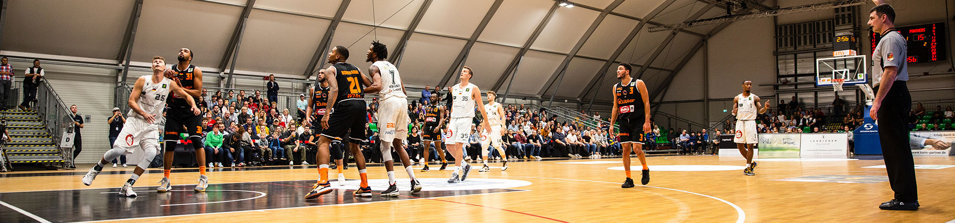 Discover the pricing for basketball training at Mercadel Basketball.
