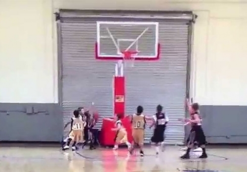 AAU